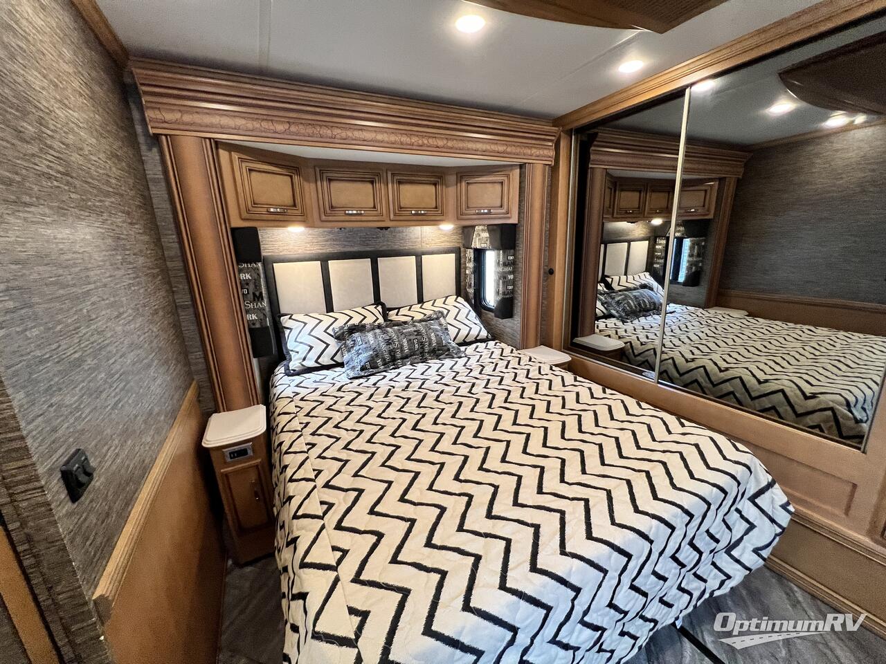 2017 Newmar Ventana LE 3436 Photo 23