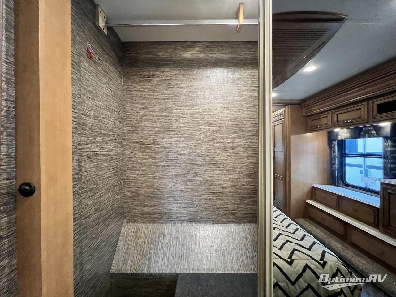 2017 Newmar Ventana LE 3436 Photo 24