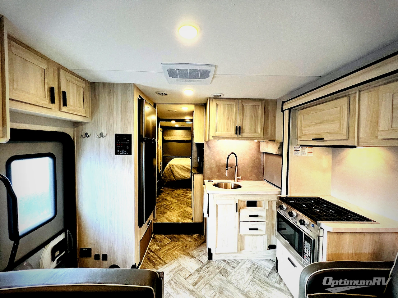 2023 Forest River Sunseeker LE 3250DSLE Ford Photo 5