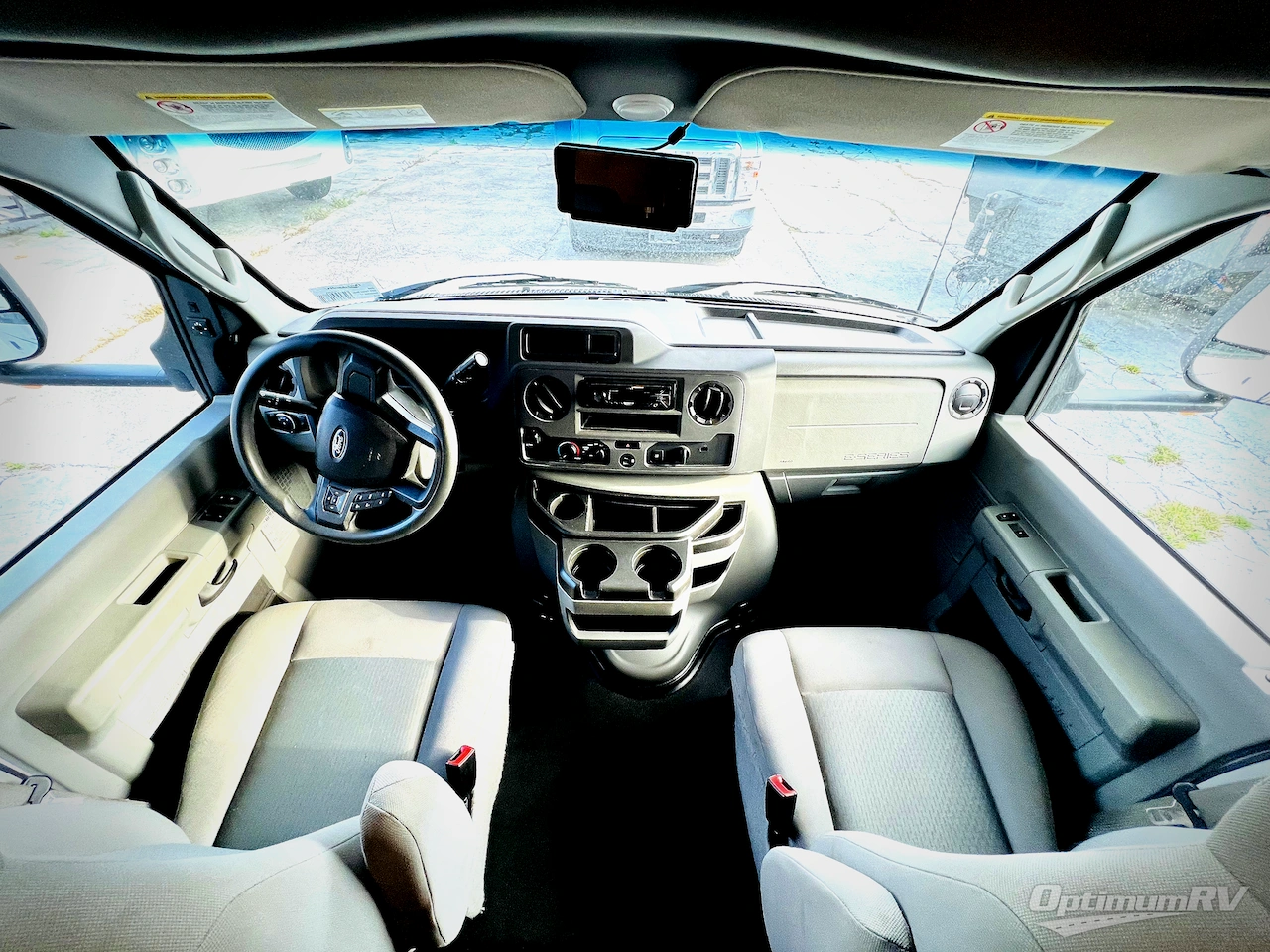 2023 Forest River Sunseeker LE 3250DSLE Ford Photo 8