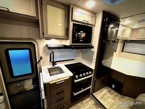 2023 Thor Magnitude GA22 RV Photo 2