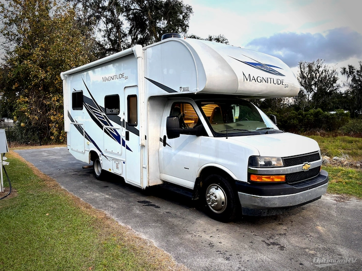2023 Thor Magnitude GA22 RV Photo 1