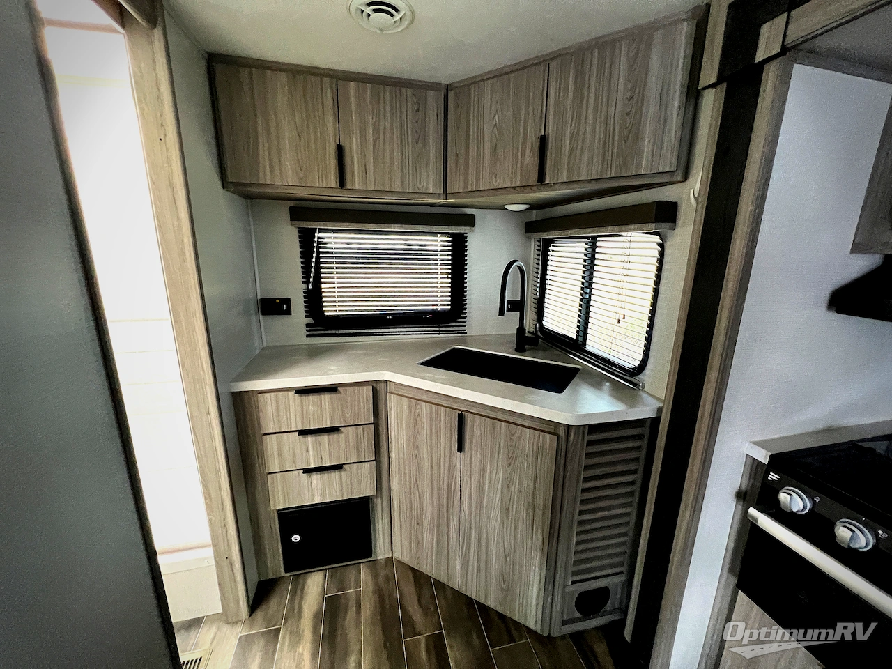 2021 Keystone Passport 229RK SL Series Photo 9