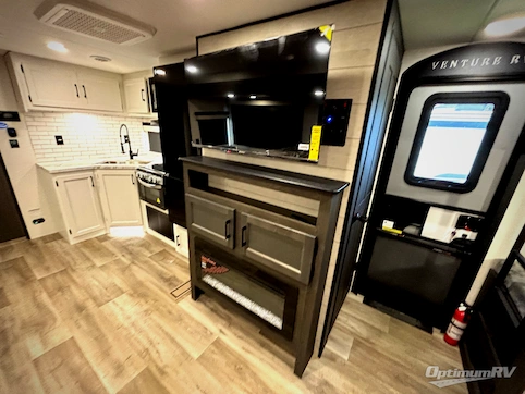 2026 Venture Stratus SR281VBH RV Photo 4
