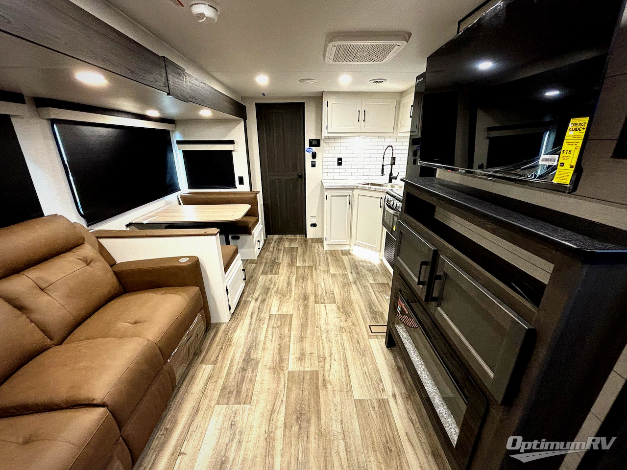 2026 Venture Stratus SR281VBH Photo 3