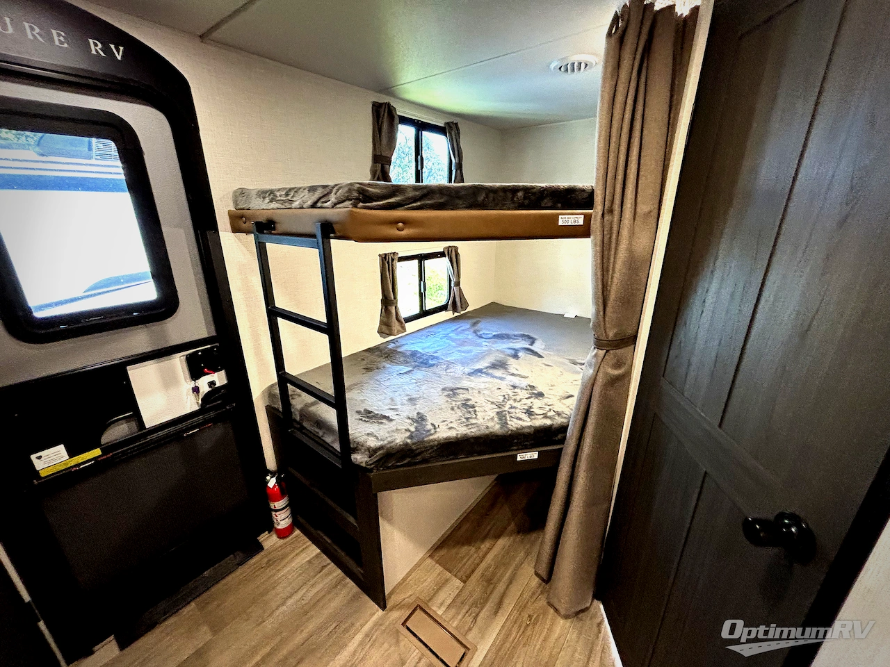 2026 Venture Stratus SR281VBH Photo 11