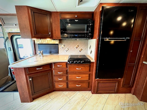 2017 Newmar Bay Star 3401 RV Photo 2