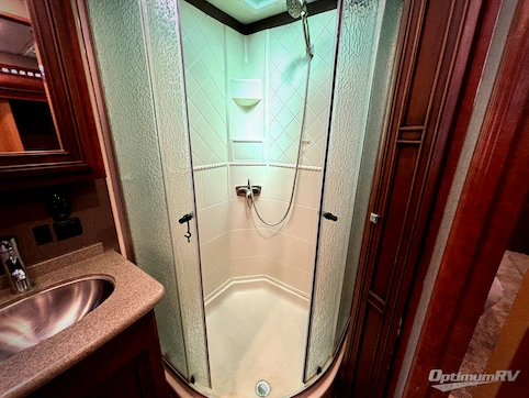 2017 Newmar Bay Star 3401 RV Photo 4