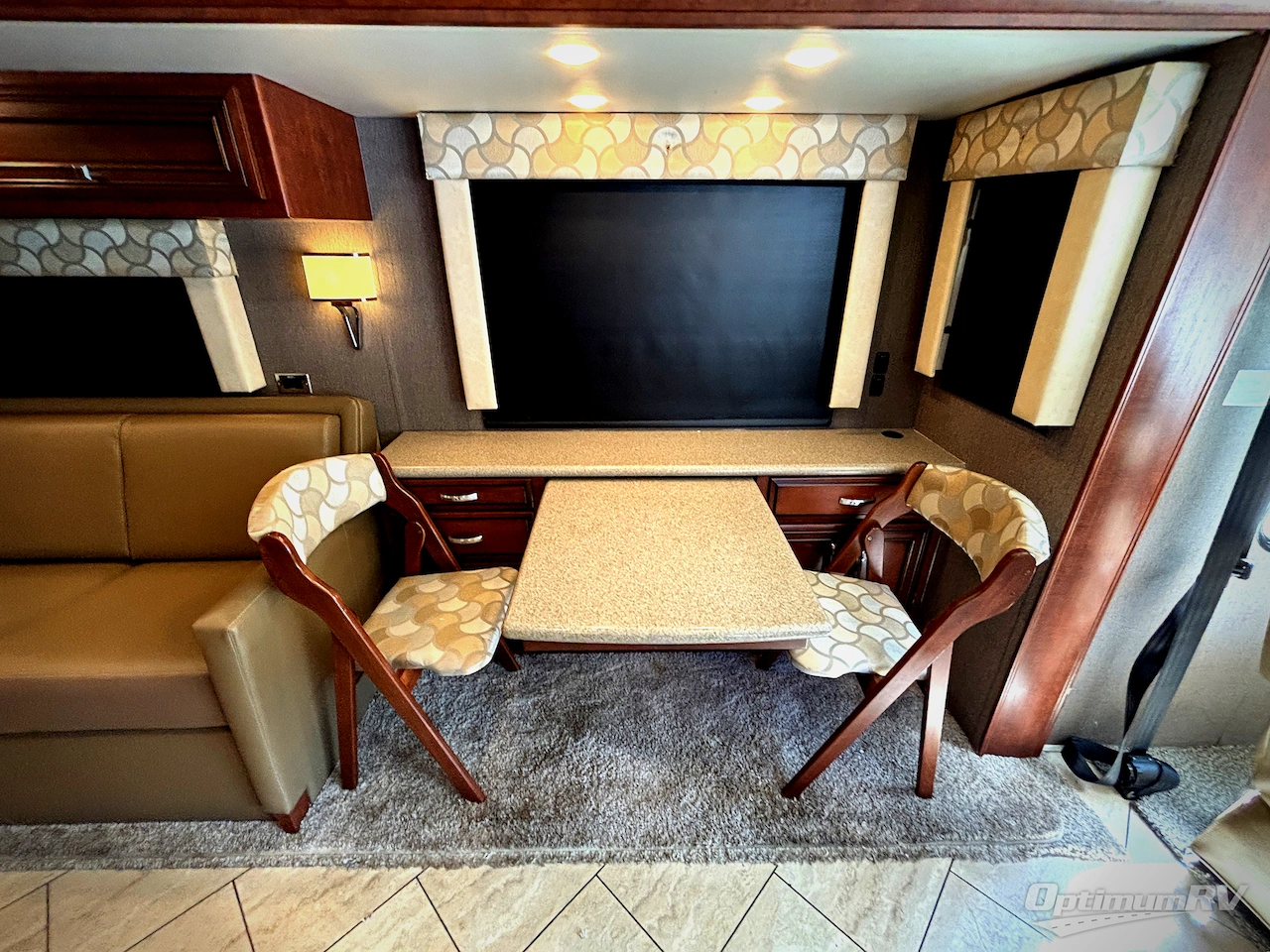 2017 Newmar Bay Star 3401 Photo 11