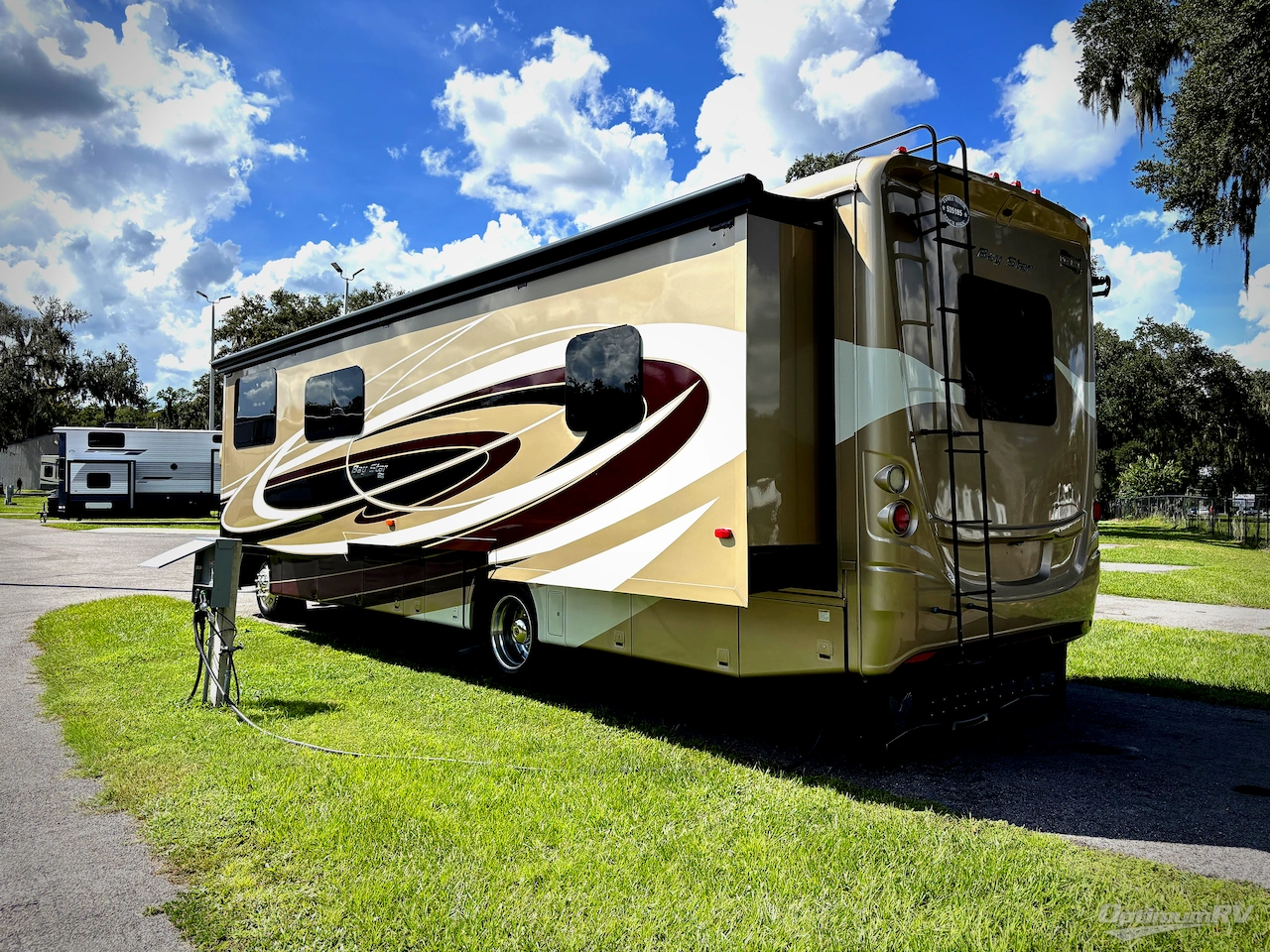 2017 Newmar Bay Star 3401 Photo 3