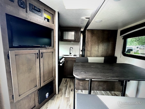 2023 Venture Sonic SN241VFL RV Photo 3