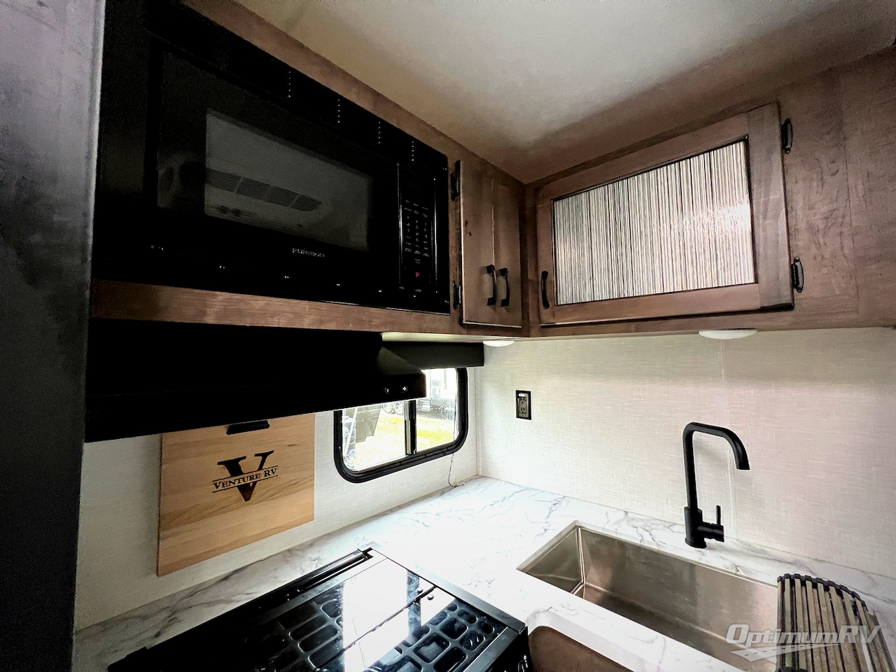 2023 Venture Sonic SN241VFL Photo 9