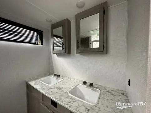 2022 Keystone Coleman Light 2625RB RV Photo 4