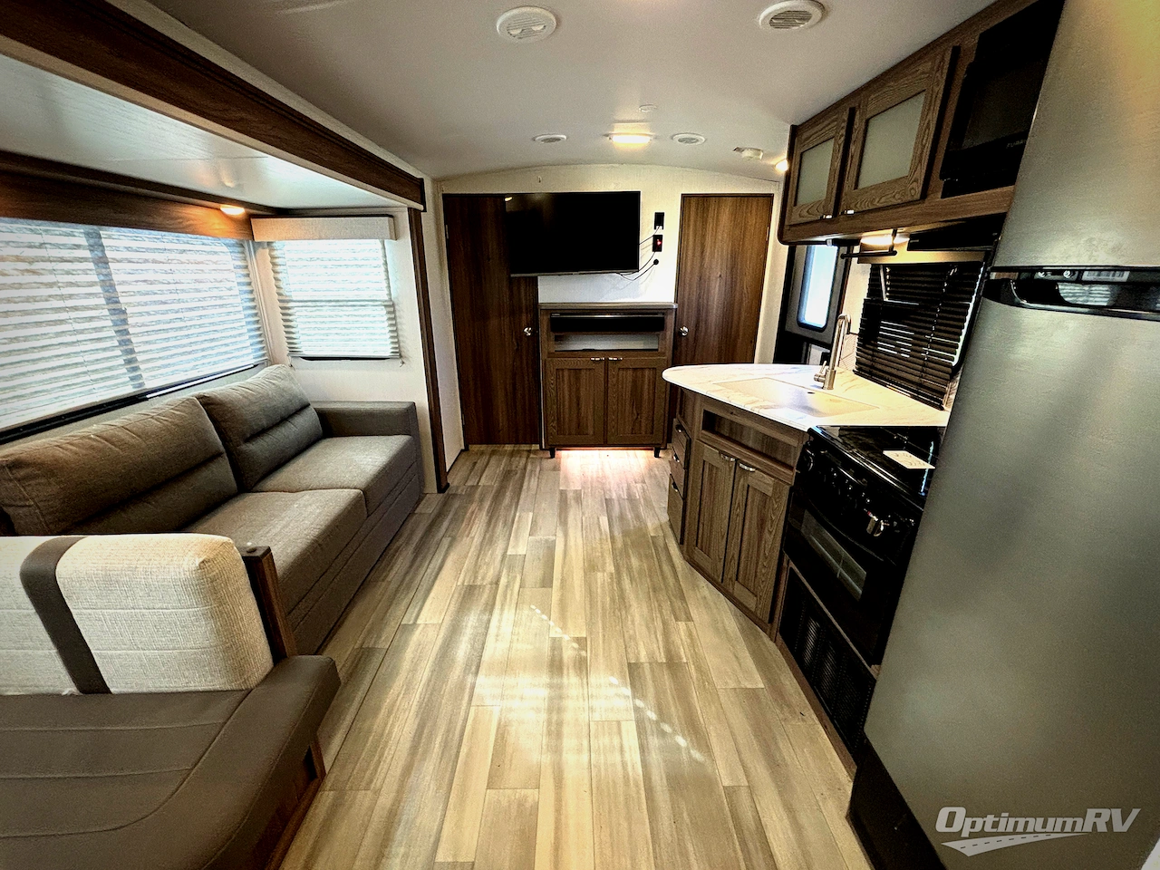 2025 Cruiser MPG 3100BH Photo 5