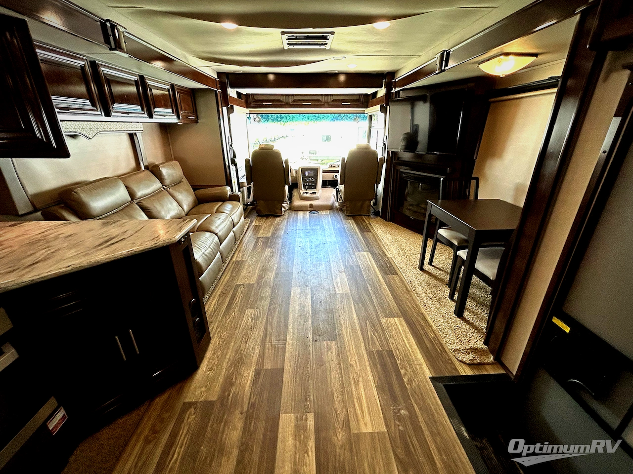 2020 Forest River Georgetown XL 378TS Photo 5