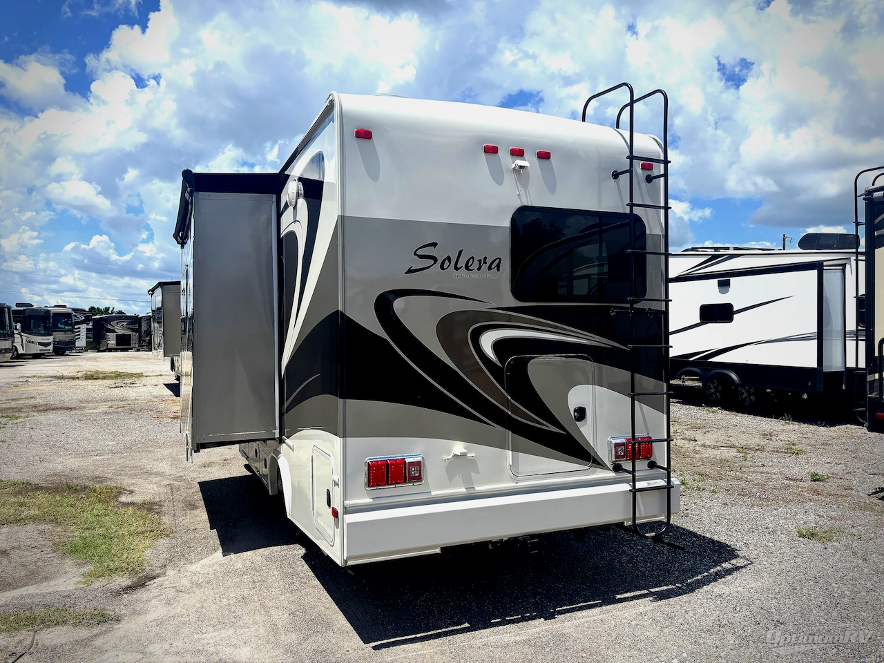 2013 Forest River Solera 24S Photo 3