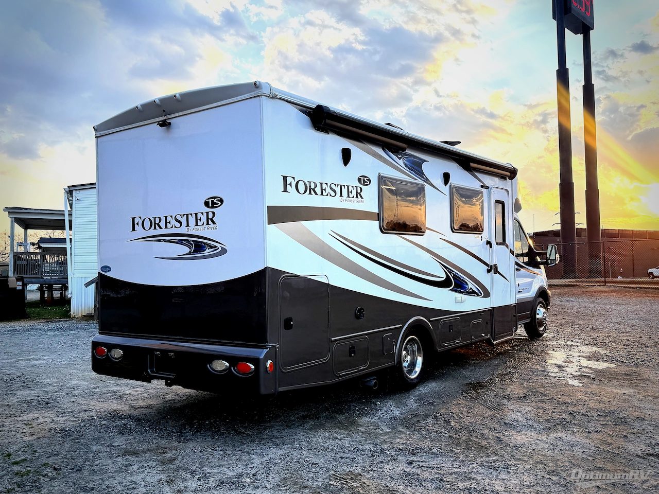 2018 Forest River Forester TS 2371 Photo 2