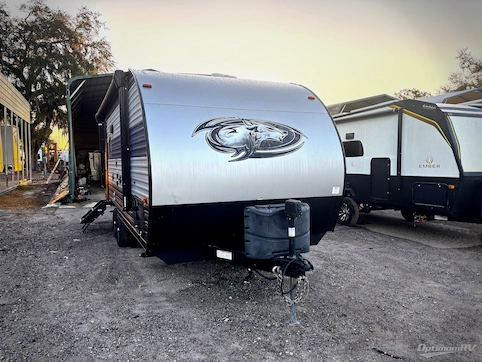 Used 2021 Forest River Cherokee Cascade 19RR Featured Photo