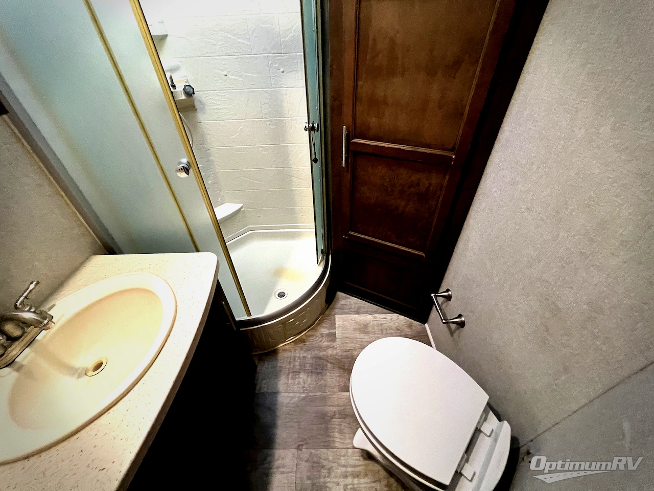 2018 Keystone Cougar Half-Ton Series 32RLI Photo 14