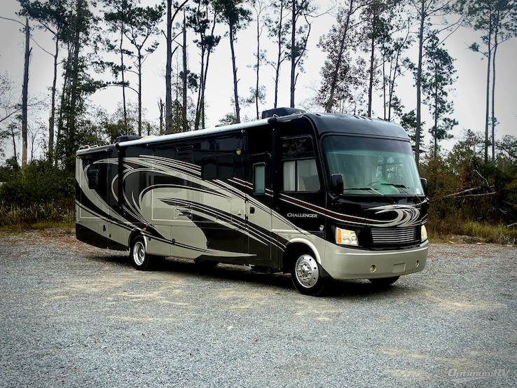 2014 Thor Challenger 37GT RV Photo 1