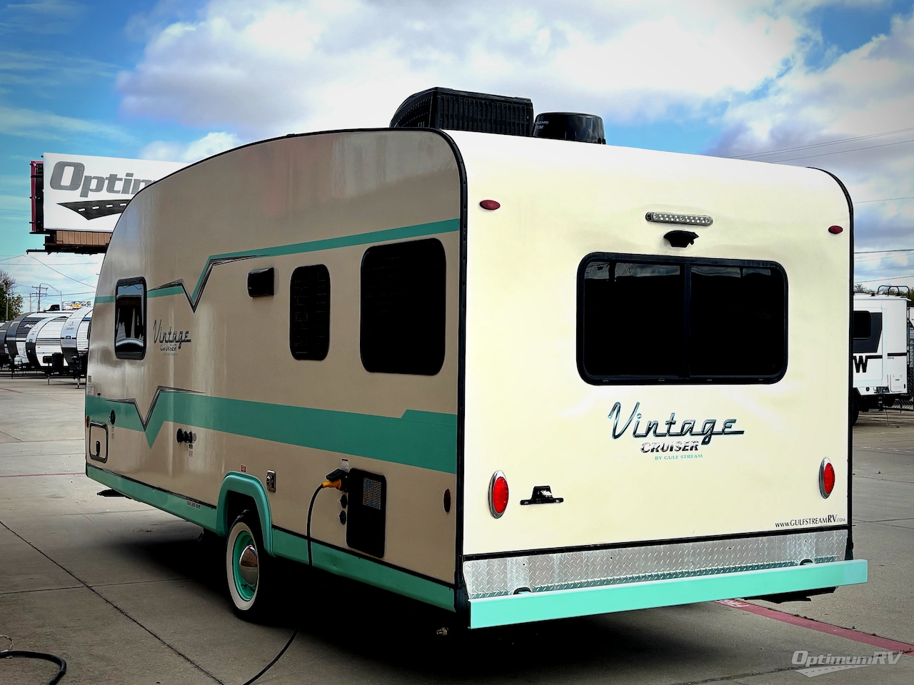 2020 Gulf Stream Vintage Cruiser 19ERD Photo 3