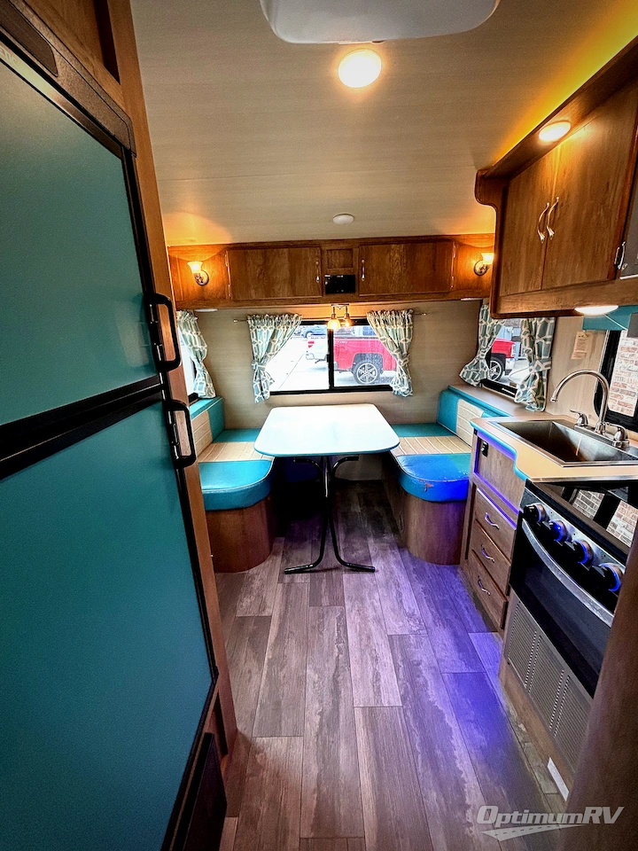 2020 Gulf Stream Vintage Cruiser 19ERD Photo 6