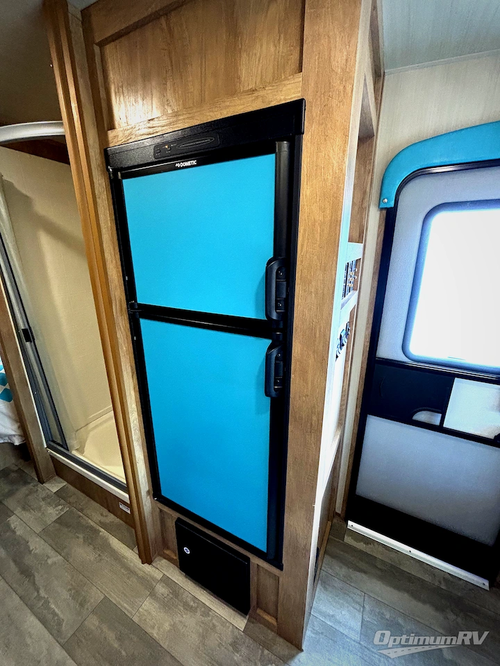 2020 Gulf Stream Vintage Cruiser 19ERD Photo 12