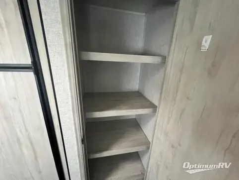 2022 East To West Della Terra 271BH RV Photo 3