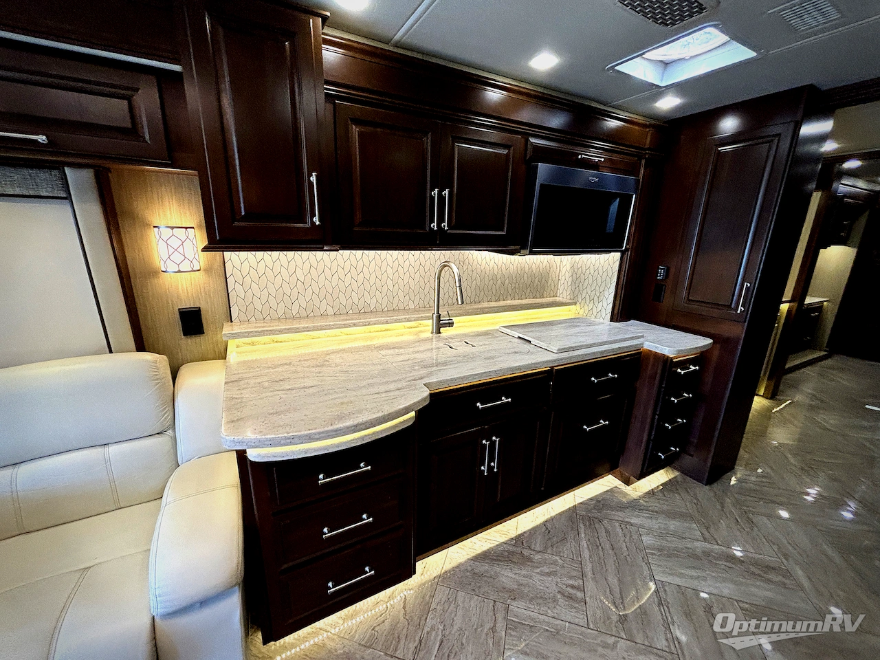 2019 Entegra Aspire 42DEQ Photo 13