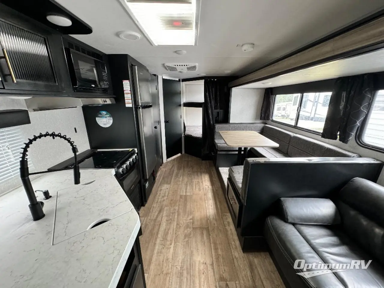 2022 Forest River Cherokee Grey Wolf 26DBH Photo 4