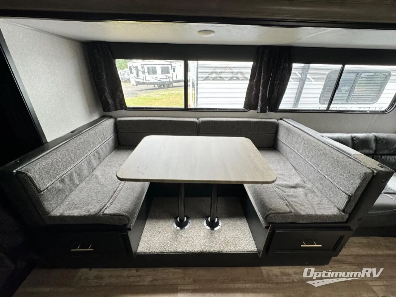2022 Forest River Cherokee Grey Wolf 26DBH Photo 7