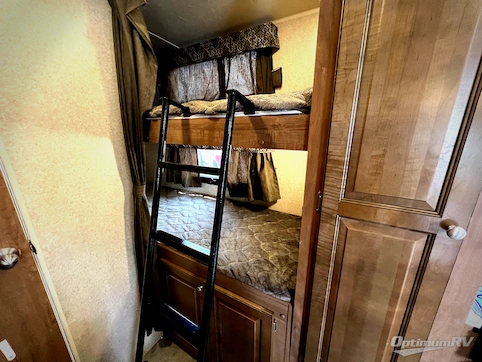 2018 Forest River Flagstaff Micro Lite 23LB RV Photo 3