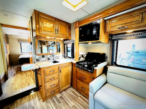 2018 Thor Quantum RQ29 RV Photo 2