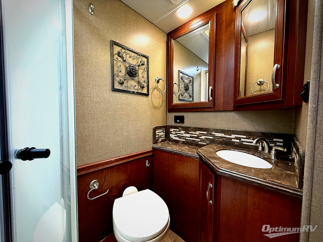 2017 Forest River Berkshire XL 40BH Photo 16