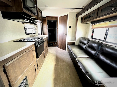 2019 Starcraft Launch Outfitter 21FBS RV Photo 2
