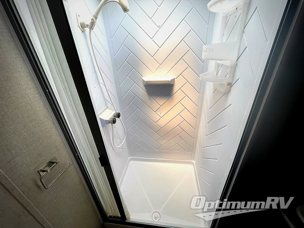 2020 Forest River Wildwood 27RKS Photo 13