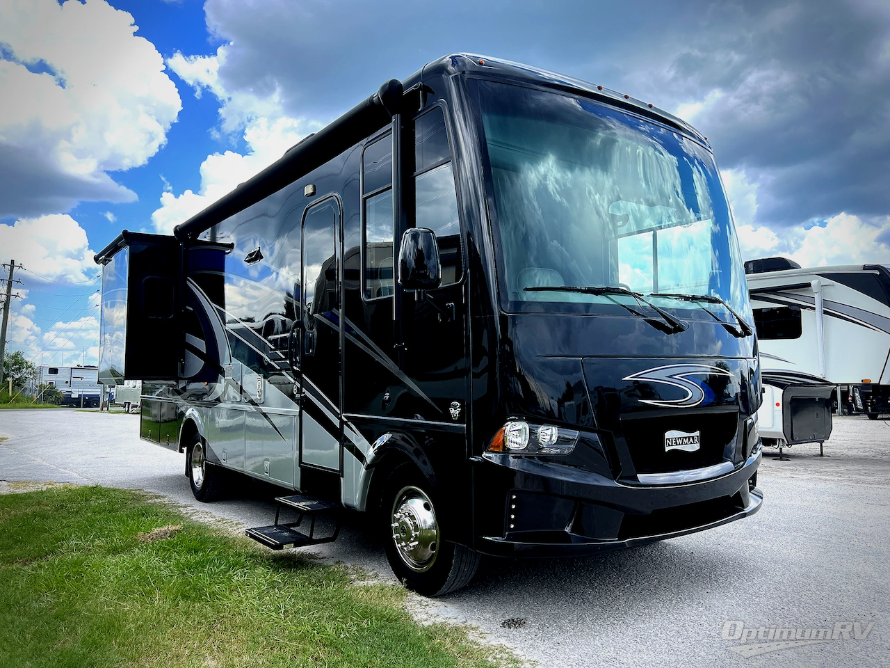 2020 Newmar Bay Star Sport 2702 Photo 1