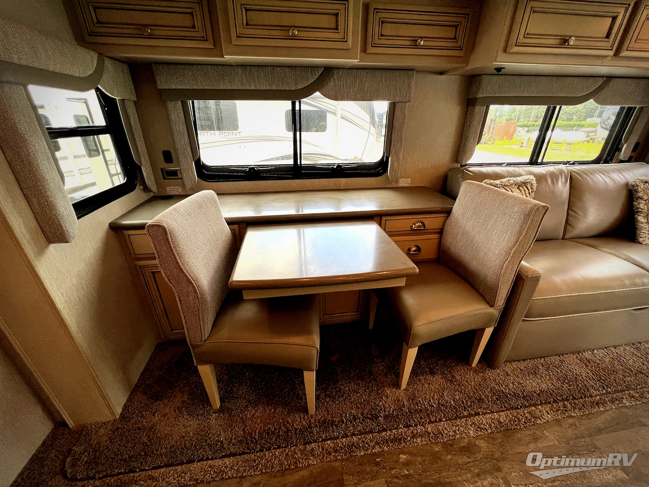 2020 Newmar Bay Star Sport 2702 Photo 9