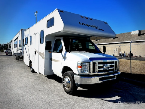 Used 2013 Born Free Majestic 23A Featured Photo