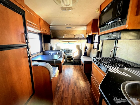 2013 Born Free Majestic 23A RV Photo 2