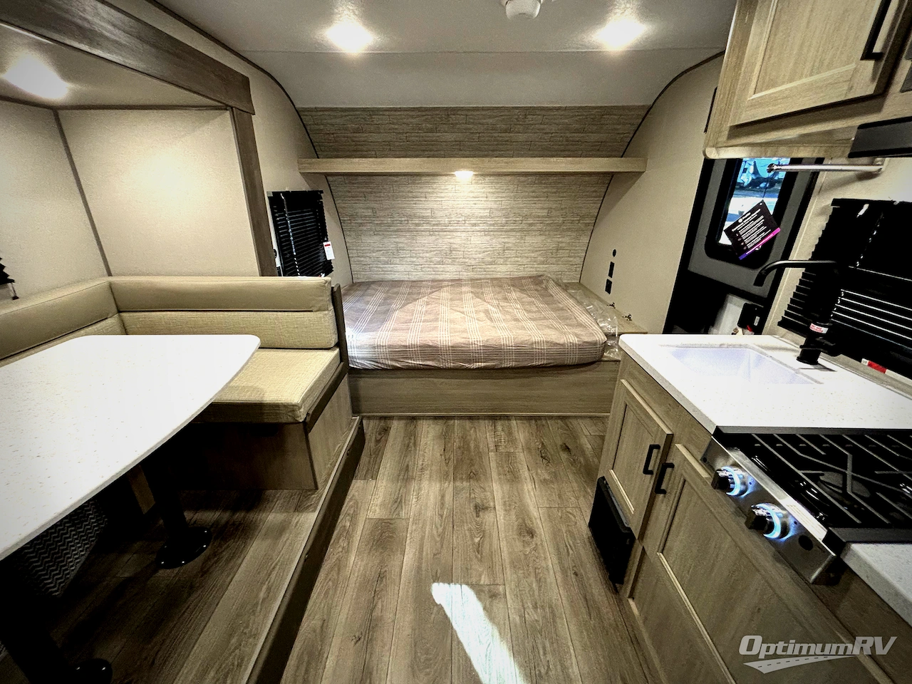 2026 Coachmen Catalina Summit Series 7 184BHSX Photo 5