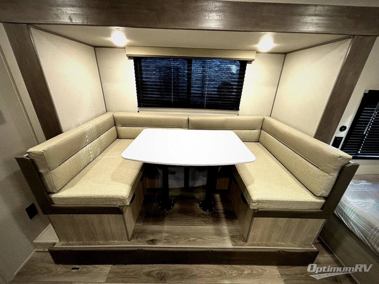 2026 Coachmen Catalina Summit Series 7 184BHSX Photo 9