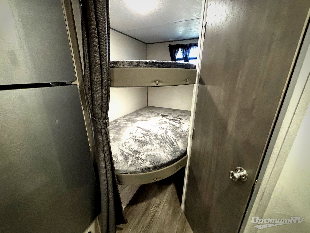 2026 Coachmen Catalina Summit Series 7 184BHSX Photo 10