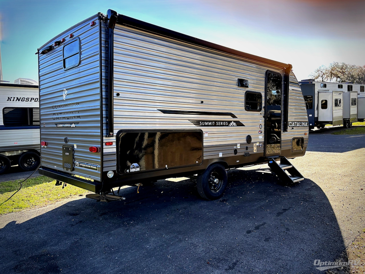 2026 Coachmen Catalina Summit Series 7 184BHSX Photo 2