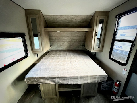 2026 Coachmen Catalina Summit Series 7 194RBS RV Photo 2