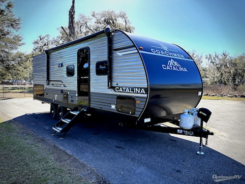 New 2026 Coachmen Catalina Summit Series 8 261BHS Featured Photo