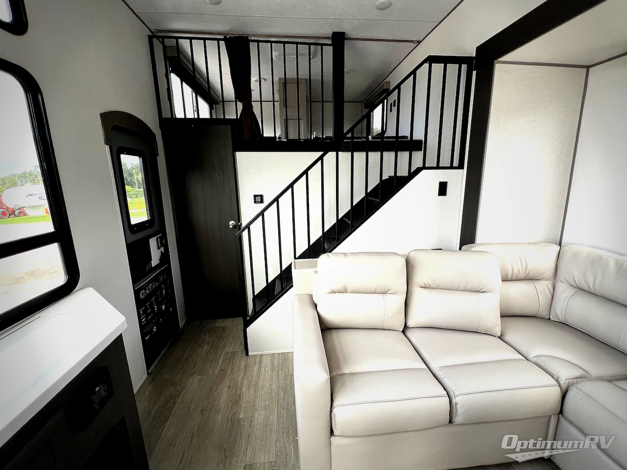 2027 Coachmen Catalina Destination Series 42CONDO Photo 15