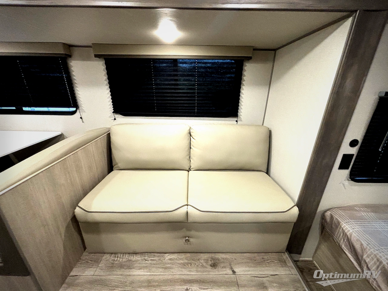 2026 Coachmen Catalina Summit Series 7 184MKS Photo 10