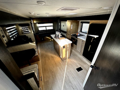 2026 Forest River Cherokee Wolf Den Black Label 273XLKBL RV Photo 4