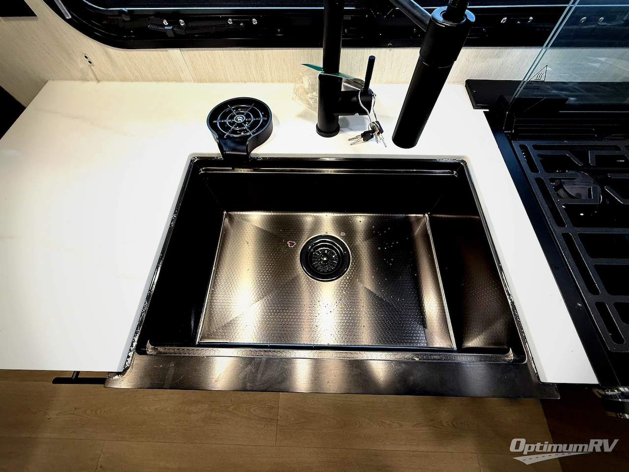 2026 Forest River Cherokee Wolf Pup Black Label 19SMBL Photo 9